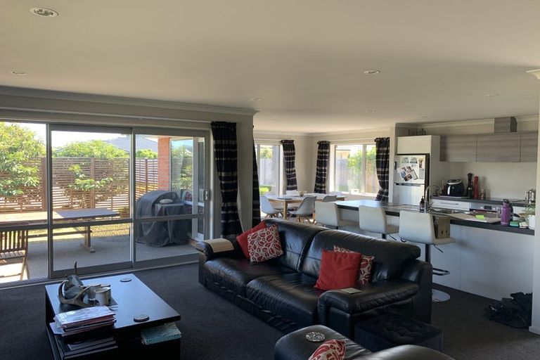 Photo of property in 9 Austen Place, Rolleston, 7614