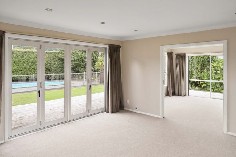 Photo of property in 270a Fergusson Drive, Heretaunga, Upper Hutt, 5018