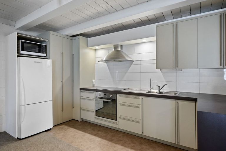 Photo of property in 7 Totara Terrace, Wanaka, 9305