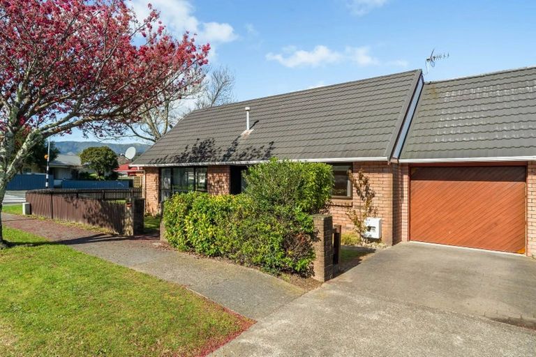 Photo of property in 52 Mcparland Street, Ebdentown, Upper Hutt, 5018