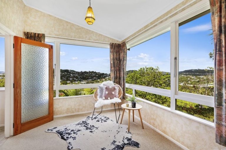 Photo of property in 7 Kau Kau Way, Ngaio, Wellington, 6035