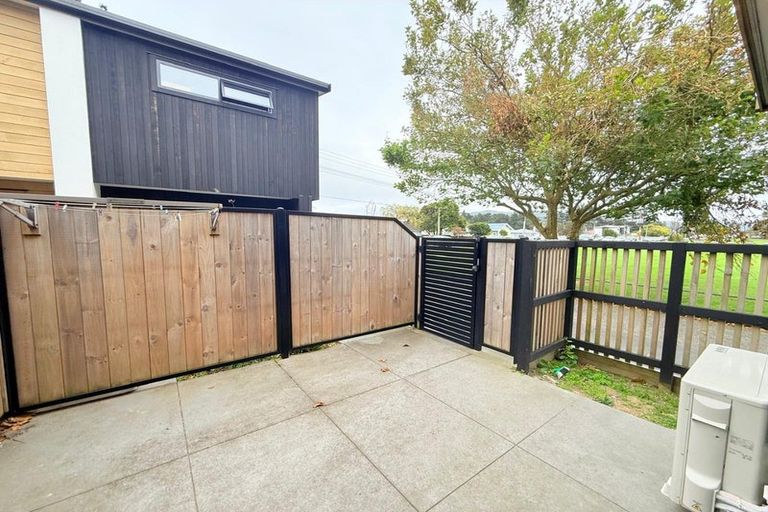 Photo of property in 4/28 Fitzherbert Road, Wainuiomata, Lower Hutt, 5014