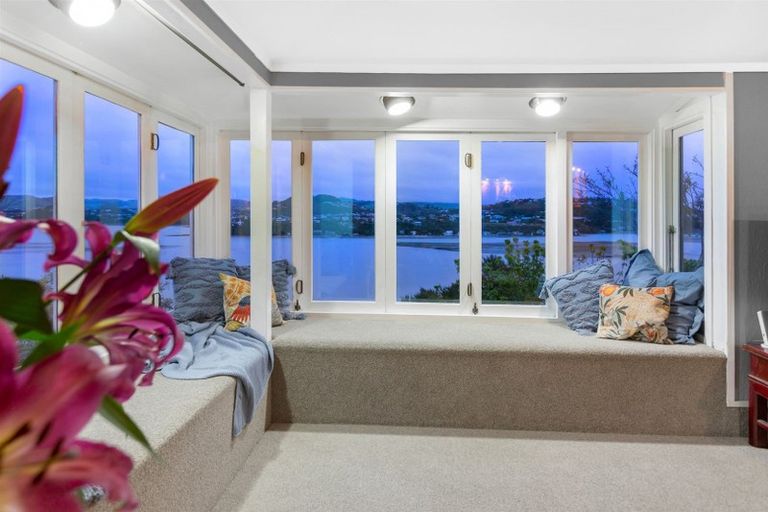 Photo of property in 5/52 Penryn Drive, Camborne, Porirua, 5026
