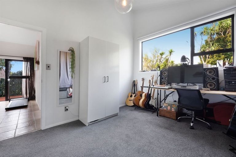Photo of property in 96 Glenvar Road, Torbay, Auckland, 0630