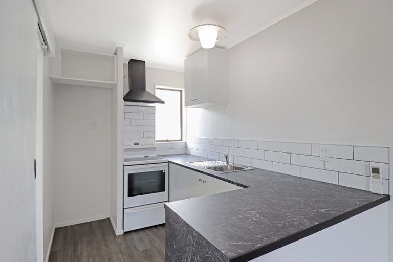 Photo of property in 14a Mossburn Grove, Kelson, Lower Hutt, 5010