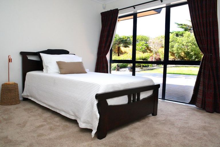 Photo of property in 245c Hill Road, The Gardens, Auckland, 2105