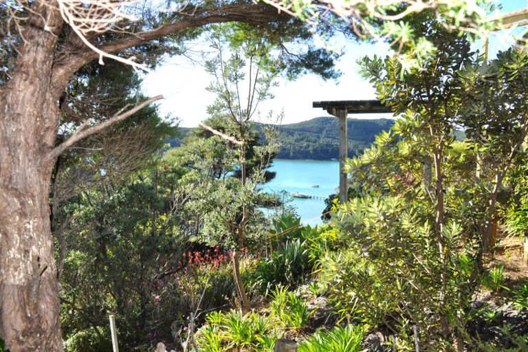 Photo of property in 7 Lavinia Place, Kawau Island, 0920
