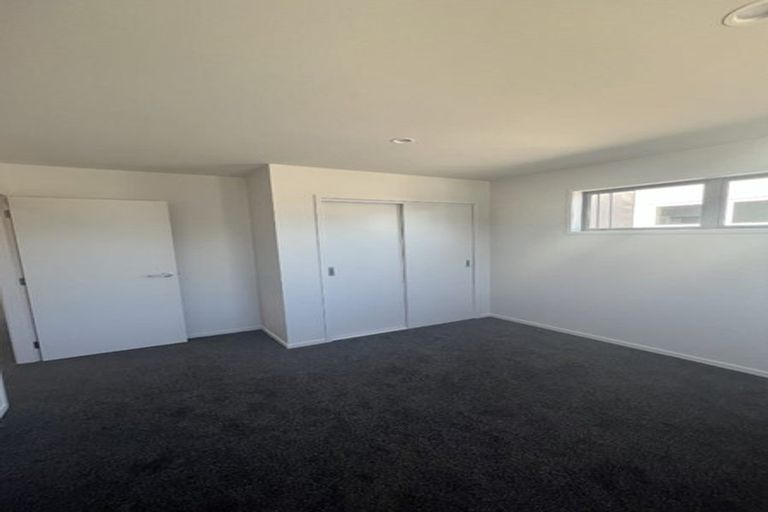 Photo of property in 5 Selkirk Lane, Hamilton Lake, Hamilton, 3204