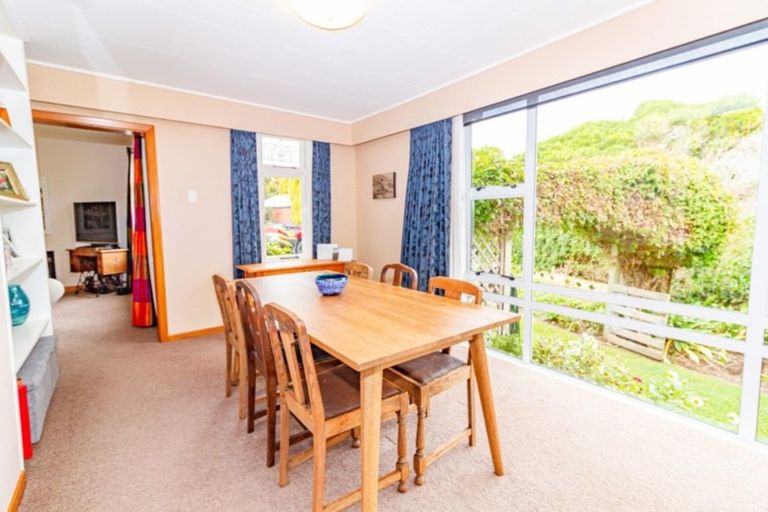 Photo of property in 31 Mount View Road, Bastia Hill, Whanganui, 4500