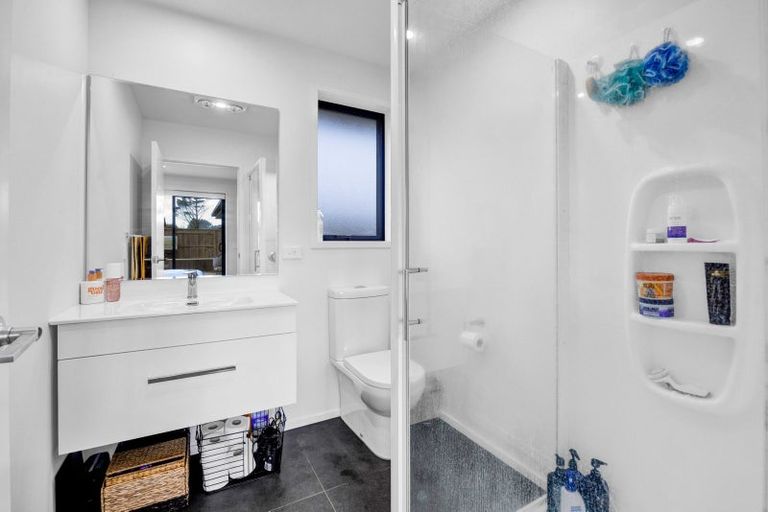 Photo of property in 1 Macbeth Street, Stratford, 4332