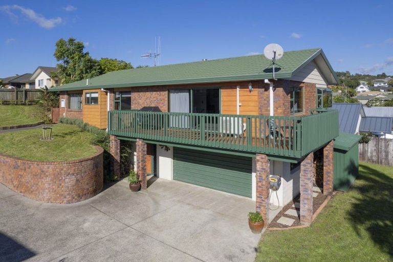 Photo of property in 17 Vanderbilt Place, Welcome Bay, Tauranga, 3112