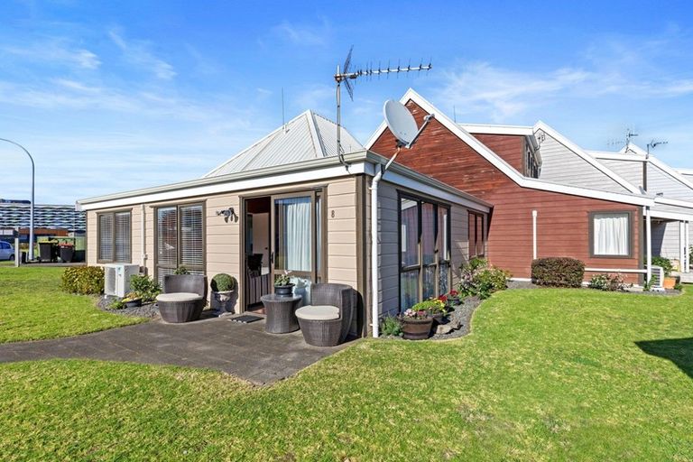 Photo of property in Puriri Village, 8/3 Puriri Street, Mount Maunganui, 3116