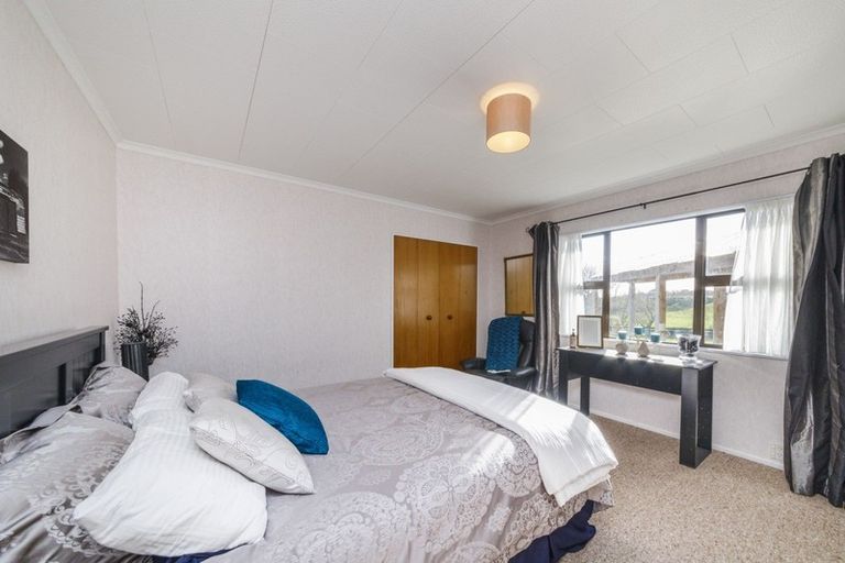 Photo of property in 580 Stoney Creek Road, Kelvin Grove, Palmerston North, 4470