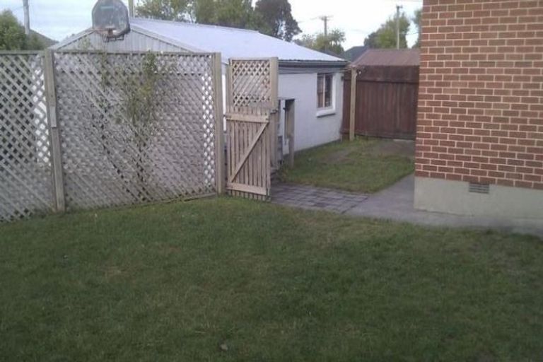 Photo of property in 27 Pinehurst Crescent, Russley, Christchurch, 8042