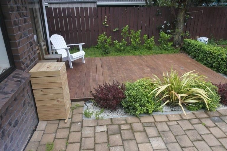 Photo of property in 1/10 Grove Road, Papakura, 2110