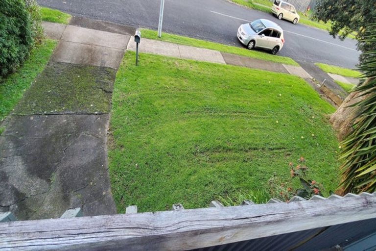 Photo of property in 10 Larne Avenue, Pakuranga Heights, Auckland, 2010
