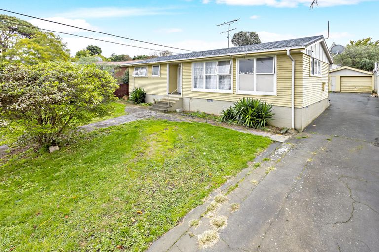 Photo of property in 27 Coppins Road, Mount Wellington, Auckland, 1062