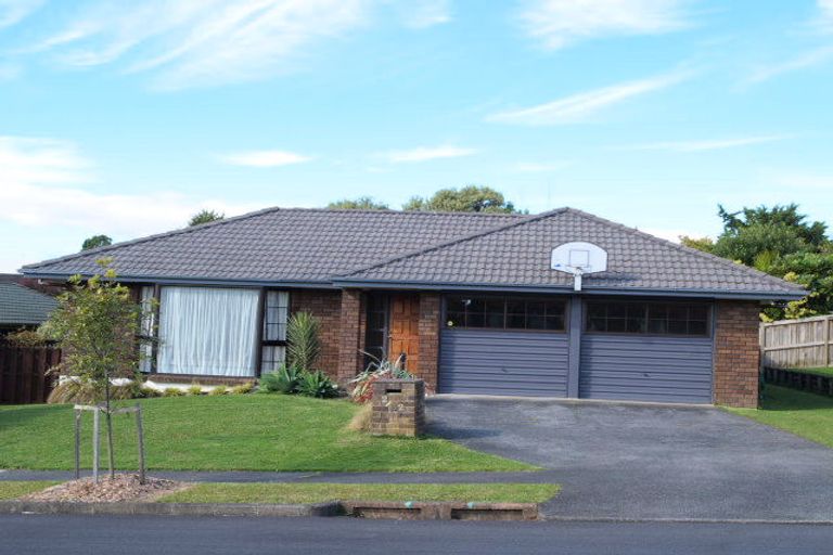 Photo of property in 2/32 Northpark Avenue, Northpark, Auckland, 2013