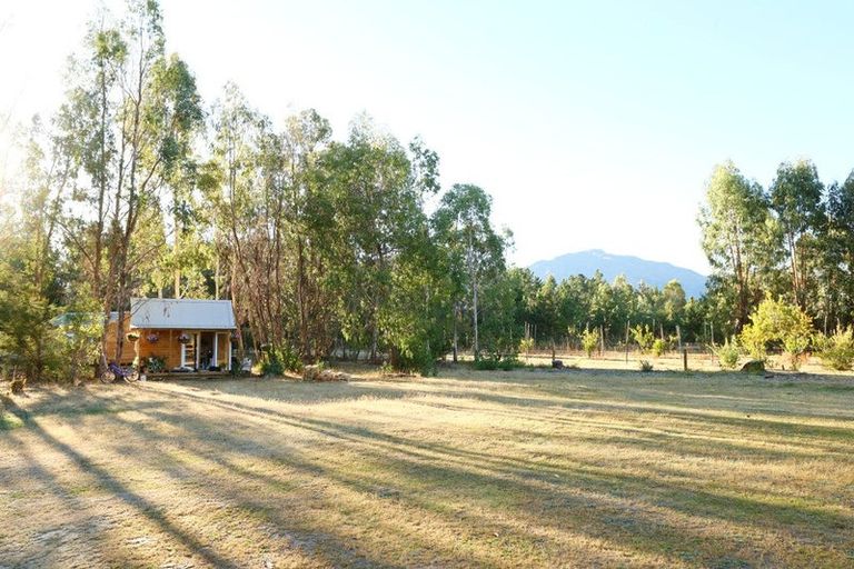 Photo of property in 65 Butterfield Road, Hawea Flat, 9382