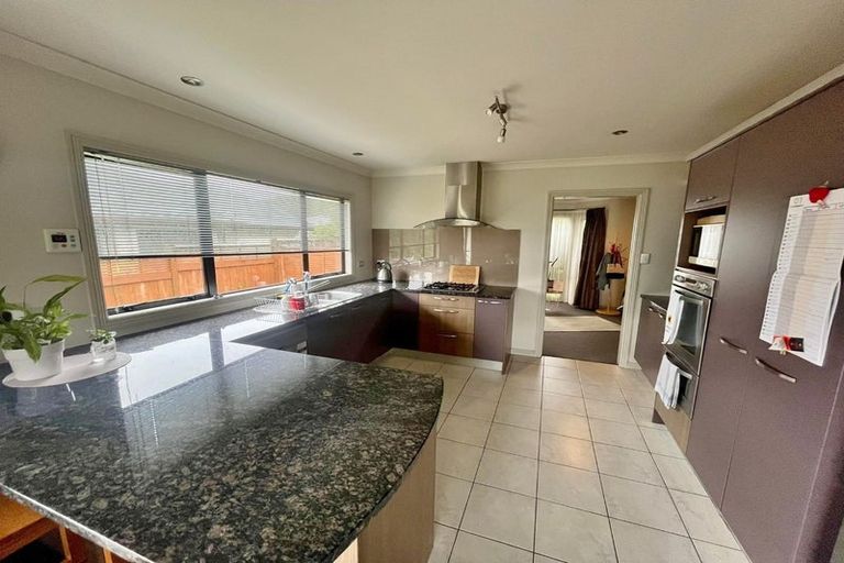 Photo of property in 6 Archer Rayner Place, Greenhithe, Auckland, 0632