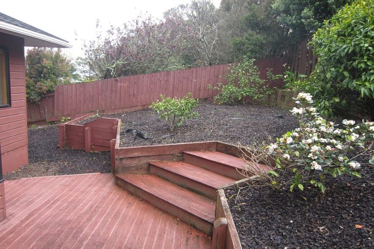 Photo of property in 53 Chelsea View Drive, Chatswood, Auckland, 0626