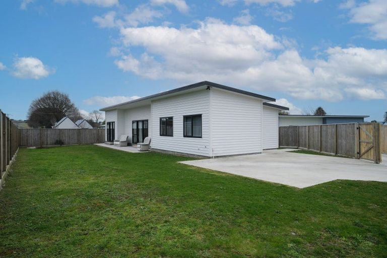 Photo of property in 6 Gibson Place, Dannevirke, 4930