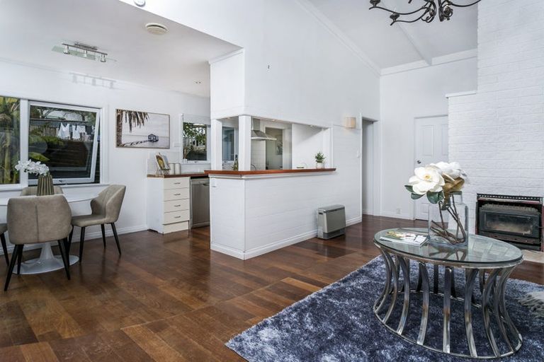 Photo of property in 23 Lanigan Street, Birkdale, Auckland, 0626