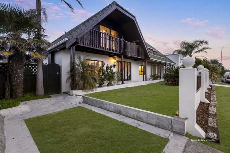 Photo of property in 1222 Papamoa Beach Road, Papamoa Beach, Papamoa, 3118