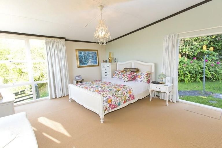 Photo of property in 193 Wade River Road, Wade Heads, Whangaparaoa, 0932