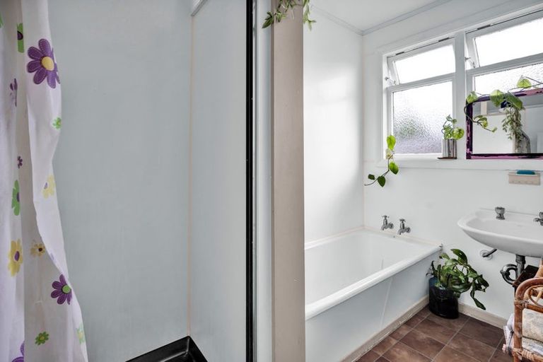 Photo of property in 55 Collingwood Street, Eltham, 4322