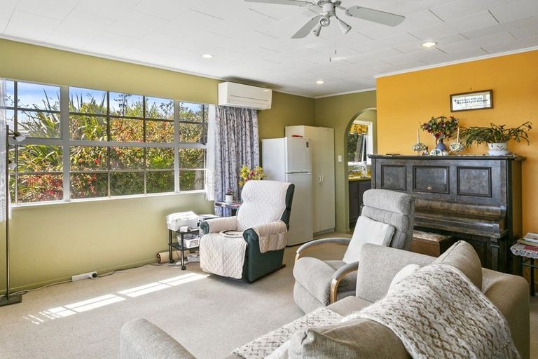 Photo of property in 2/17 Cumberland Street, Tauhara, Taupo, 3330