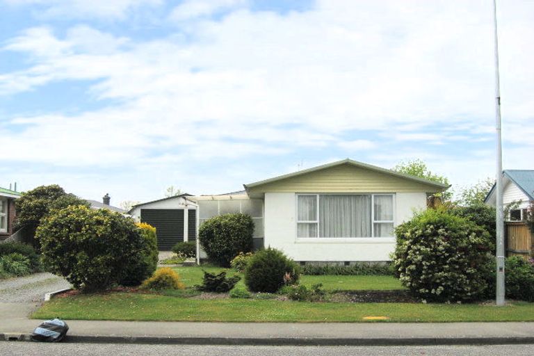 Photo of property in 76 Akaroa Street, Kaiapoi, 7630