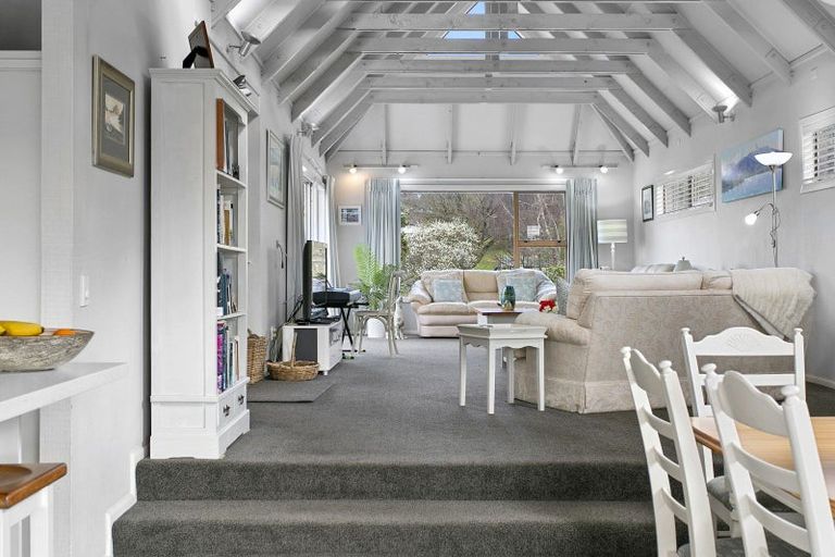 Photo of property in 744 Acacia Bay Road, Acacia Bay, Taupo, 3330