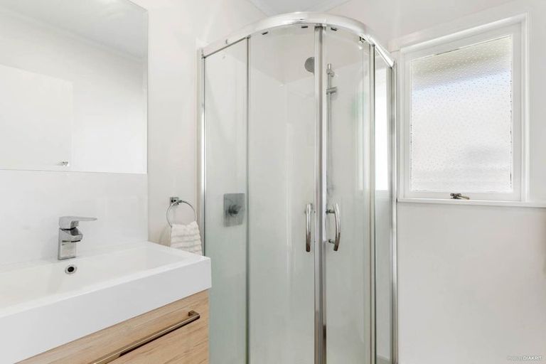 Photo of property in 3/15 Brook Street, Milford, Auckland, 0620