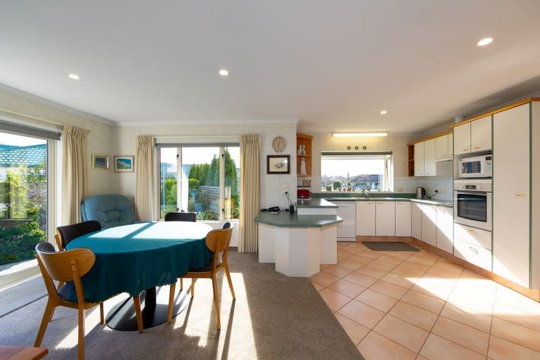 Photo of property in 8 Dules Walk, Taradale, Napier, 4112