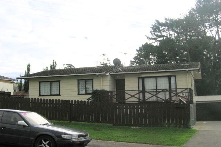 Photo of property in 14 Alidade Place, Massey, Auckland, 0614