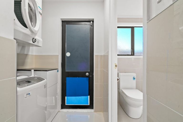 Photo of property in 36a Rollerson Street, Papakura, 2110