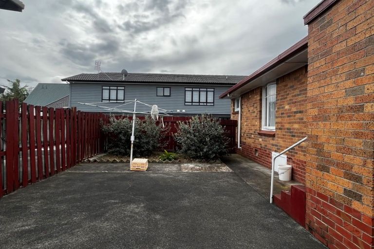 Photo of property in 1/6 Brooklyn Avenue, Papatoetoe, Auckland, 2025