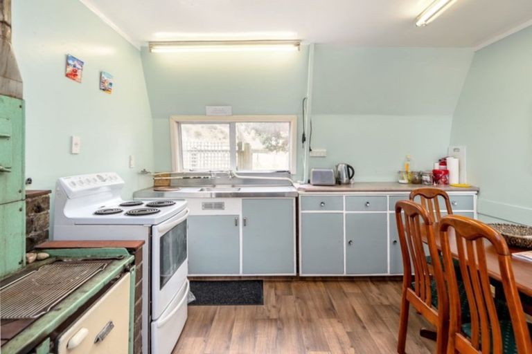 Photo of property in 451 Tora Farm Settlement Road, Tora, Martinborough, 5782