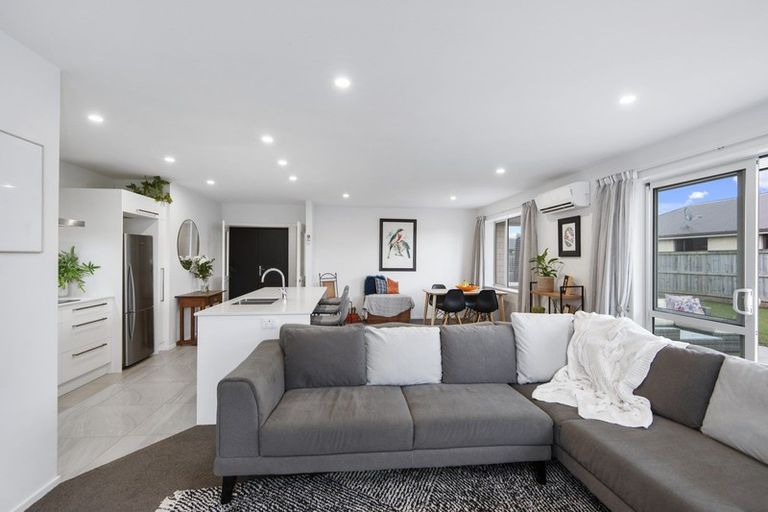 Photo of property in 15 Cressy Place, Darfield, 7510