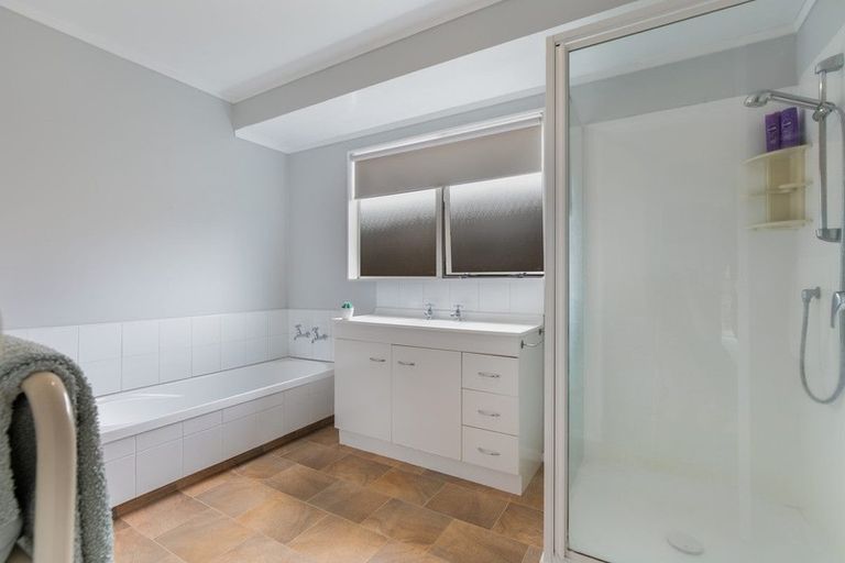 Photo of property in 57 Browning Street, Leamington, Cambridge, 3432