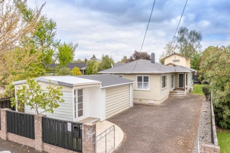 Photo of property in 37 Herbert Road, Queenwood, Hamilton, 3210