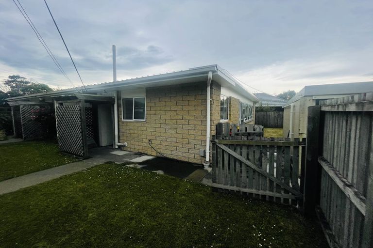 Photo of property in 27a Koromiko Street, Saint Martins, Christchurch, 8022