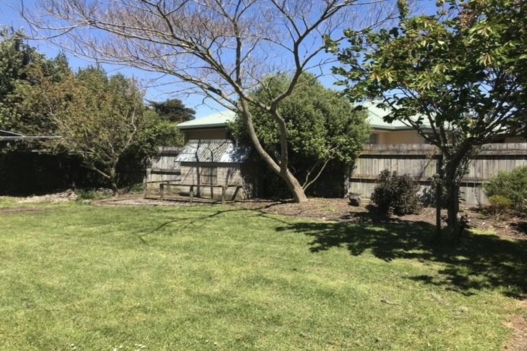 Photo of property in 10 Longfields Road, Brightwater, 7022