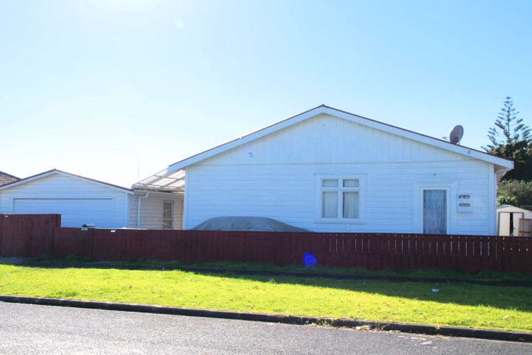 Photo of property in 1a Miami Street, Mangere East, Auckland, 2024