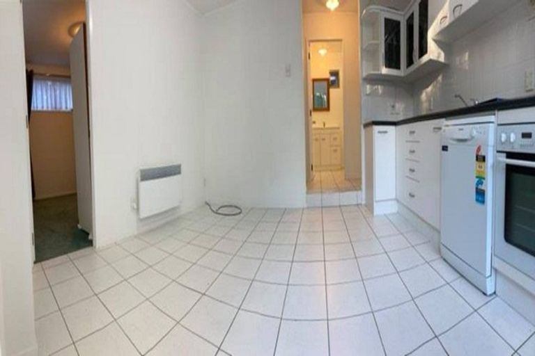 Photo of property in 3 Idesia Place, Totara Heights, Auckland, 2105