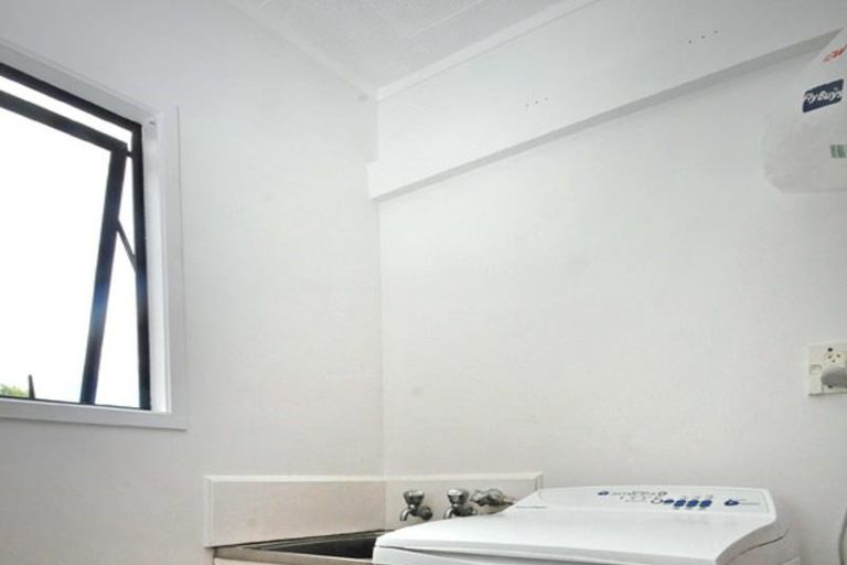 Photo of property in 4 Southview Place, Wattle Downs, Auckland, 2102