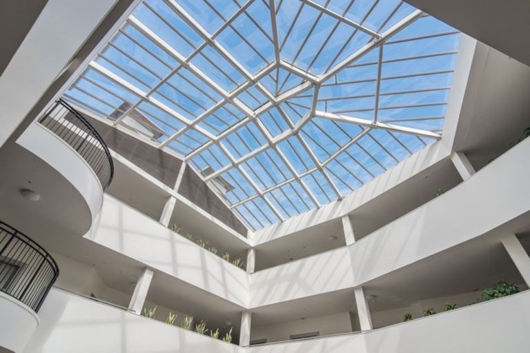 Photo of property in Stadium Garden Flats, 308/107 Thorndon Quay, Pipitea, Wellington, 6011