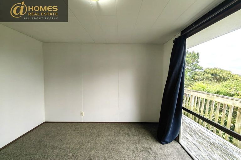 Photo of property in 5 Rosedale Road, Pinehill, Auckland, 0632