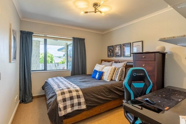 Photo of property in 22 Regent Drive, Paraparaumu Beach, Paraparaumu, 5032
